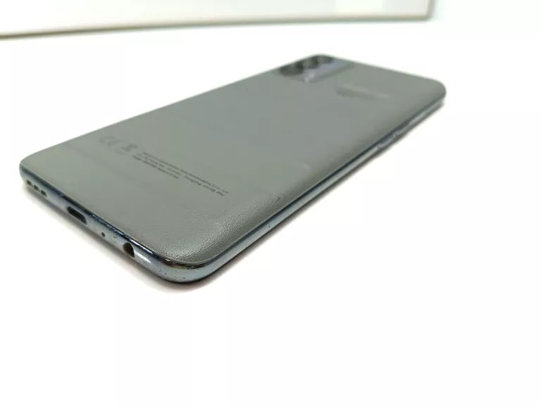 telefon-realme-gt-master-edition-6128gb-opis-stan-11323-2