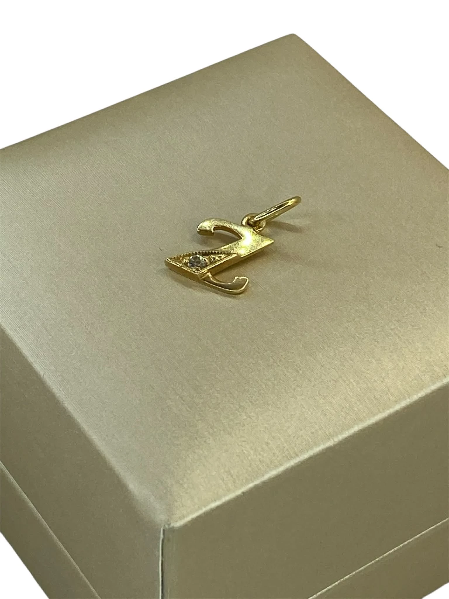 zlota-zawieszka-literka-z-z-cyrkonia-p585-w080-dl1cm-material-15835-2