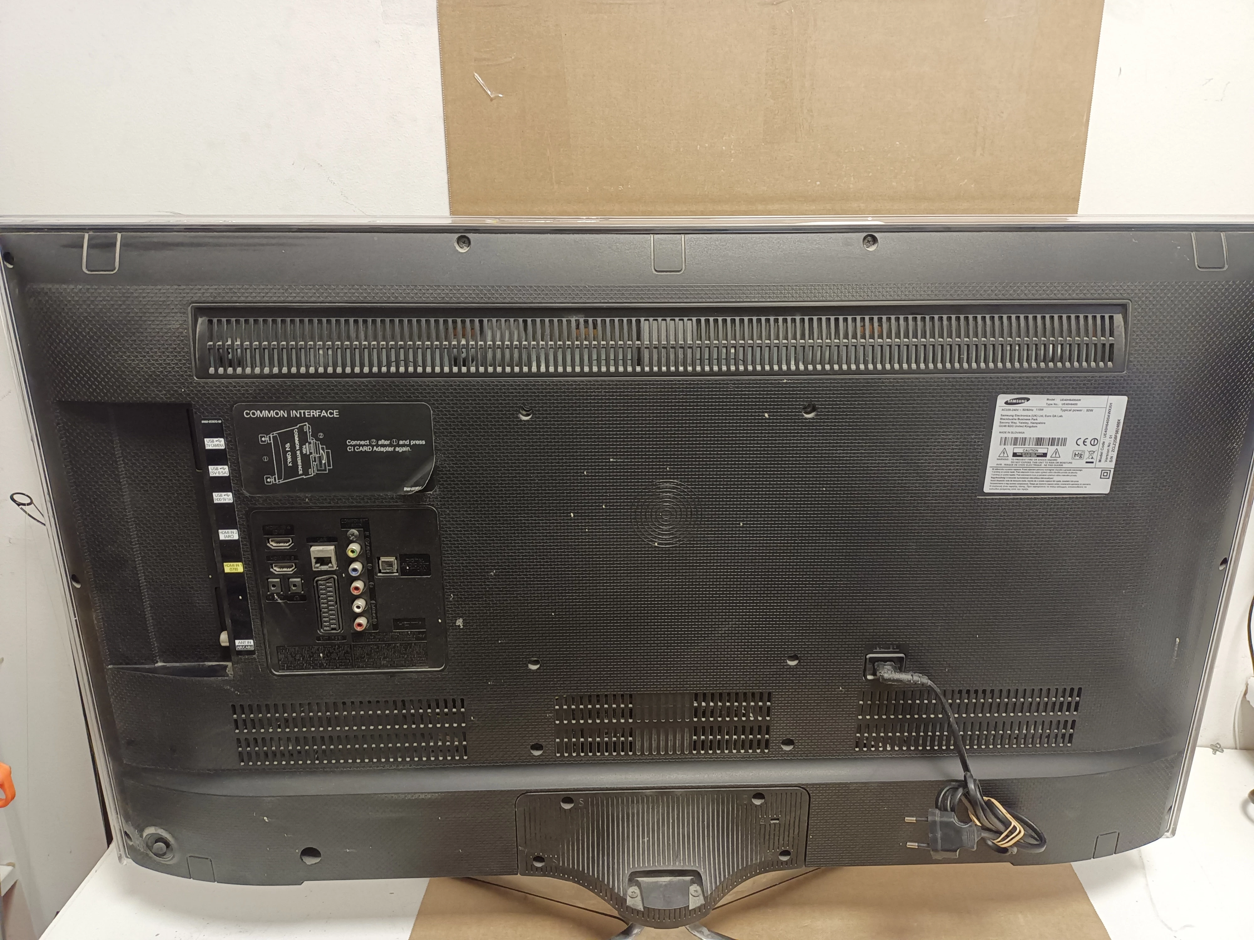 telewizor-led-samsung-ue40h6400aw-40-full-hd-przekatna-ekranu-cale-4000