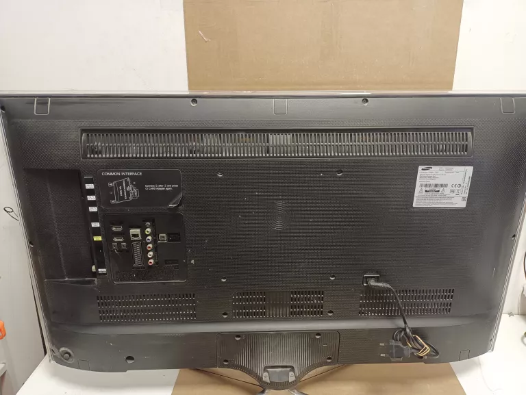 telewizor-led-samsung-ue40h6400aw-40-full-hd-przekatna-ekranu-cale-4000