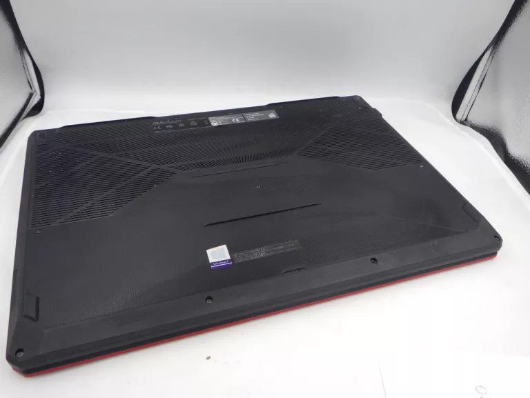 laptop-asus-fx705dy-ryzen-5-3550h-16gb-ram-radeon-rx560x-256gb-1tb-wielkosc-pamieci-ram-200941-2185