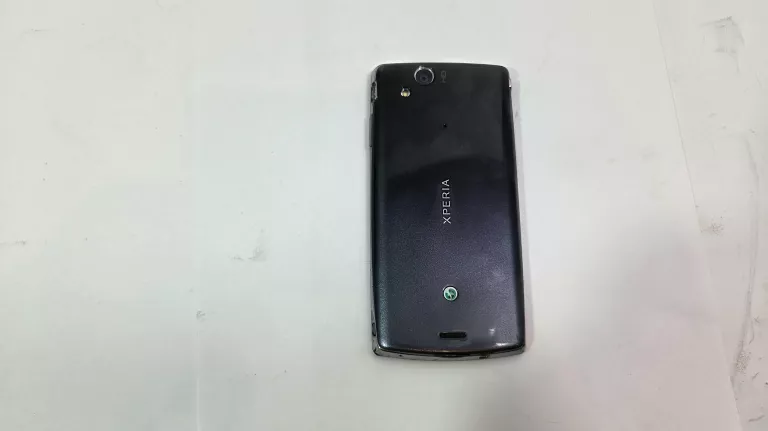 telefon-sony-ericsson-xperia-lt-15-ladowarka-stan-11323-2