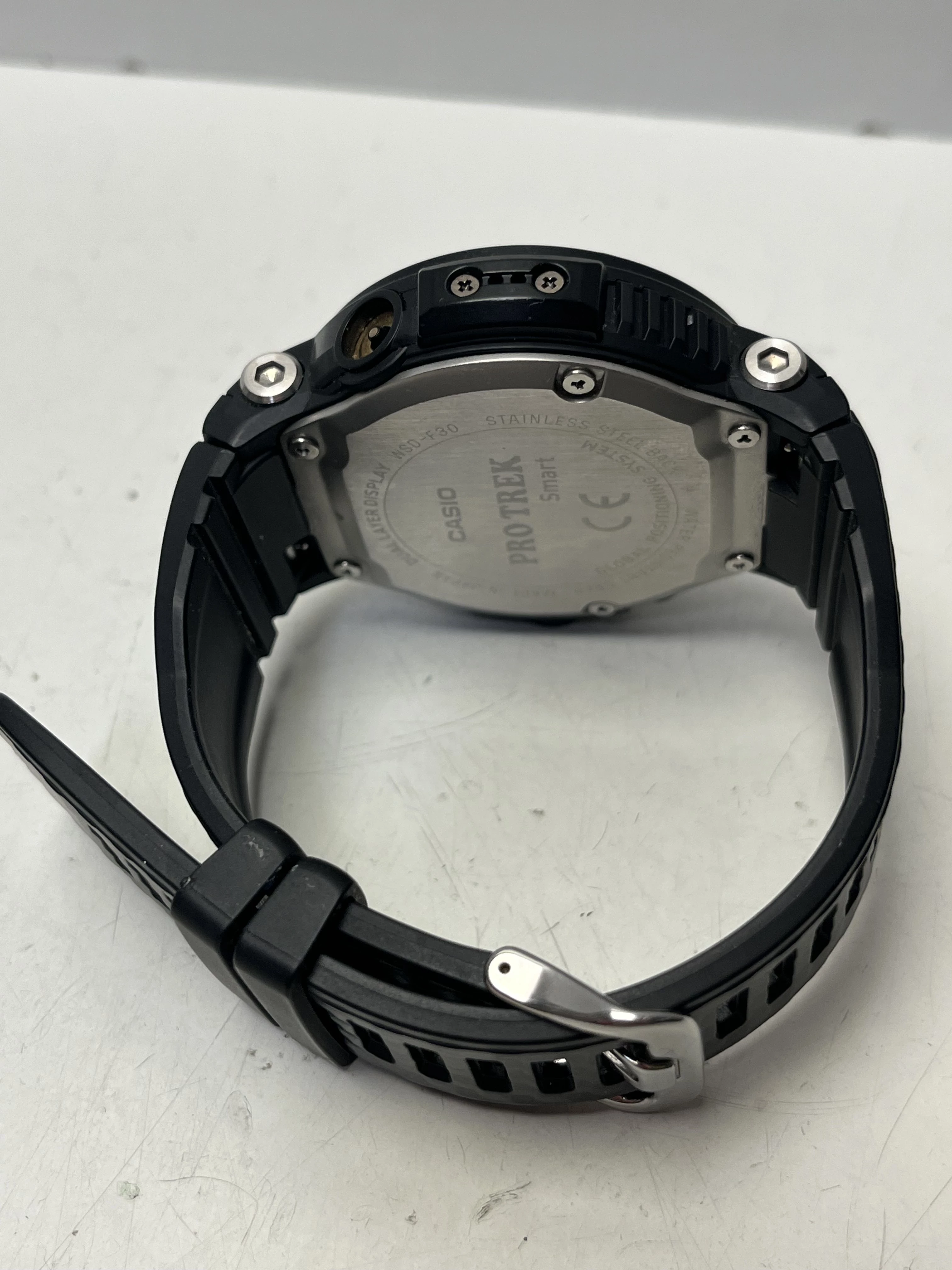 zegarek-casio-pro-trek-smart-wsd-f30-material-paska-129219-10