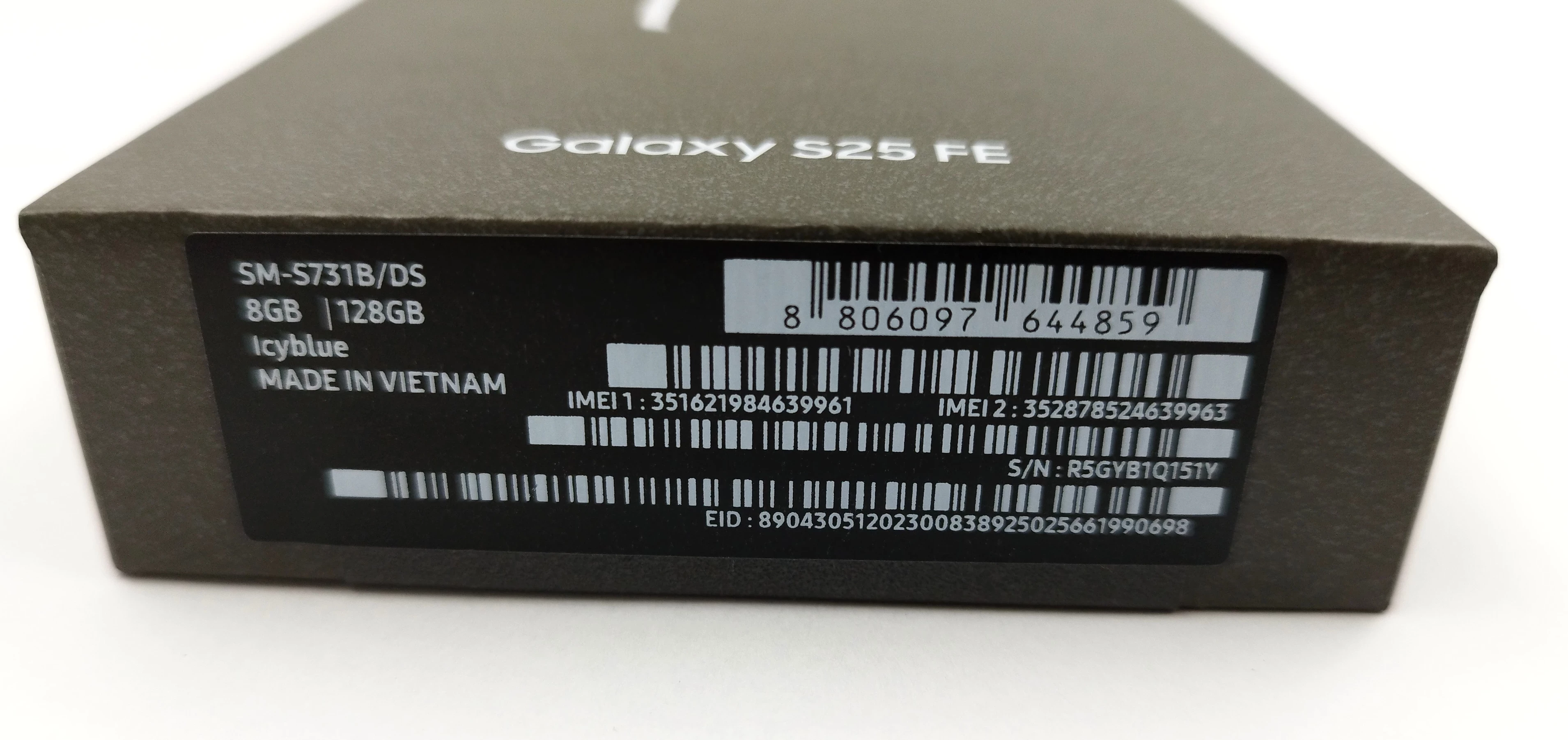 telefon-samsung-galaxy-s25-fe-8128gb-plus-typ-202685-212929