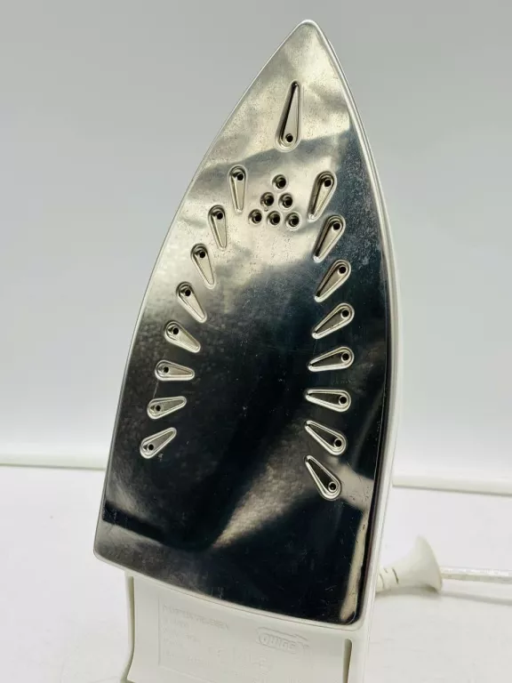 zelazko-haushalts-quigg-1500-w-kolor-dominujacy-129357-2