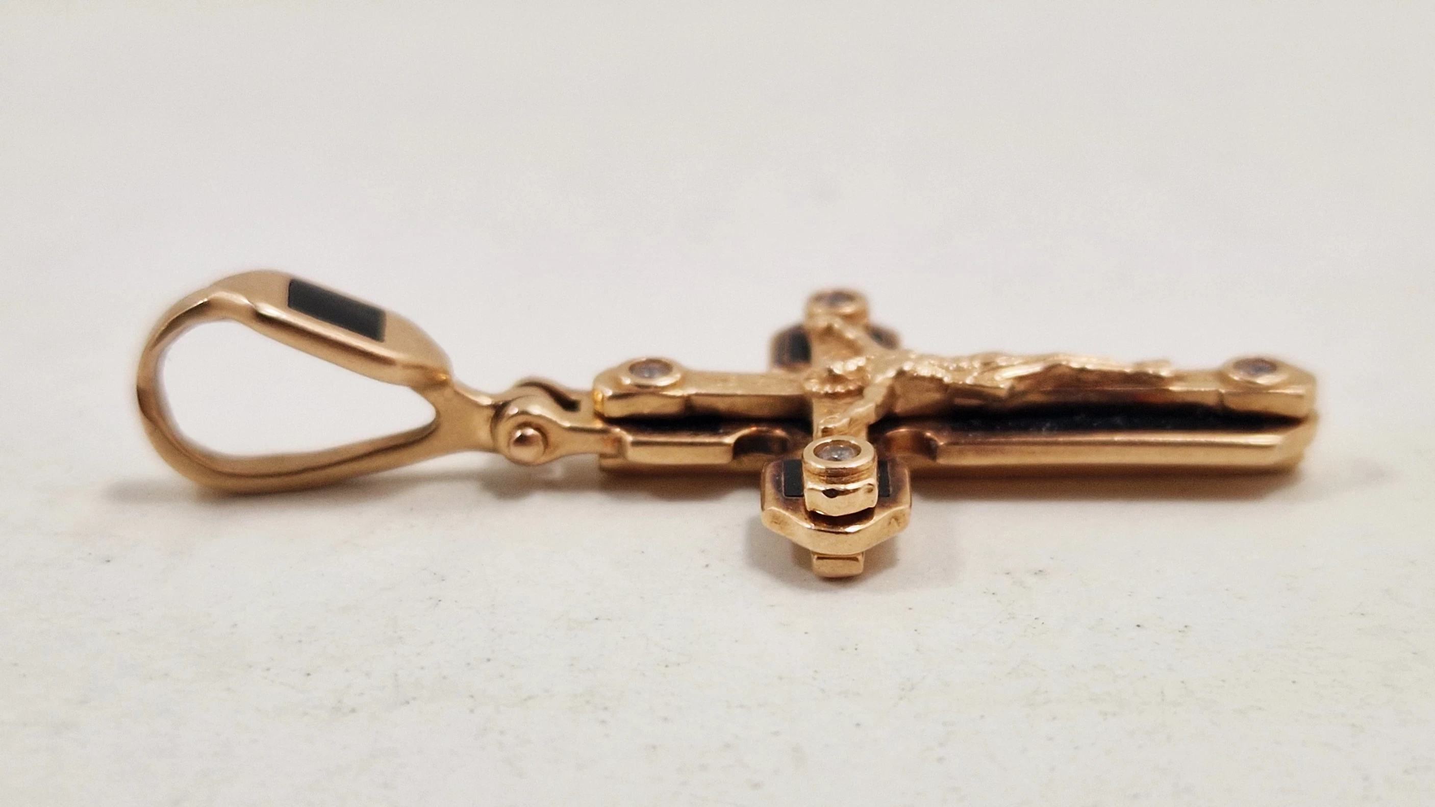 zlota-zawieszka-585-394-g-krzyzyk-rodzaj-2205-2