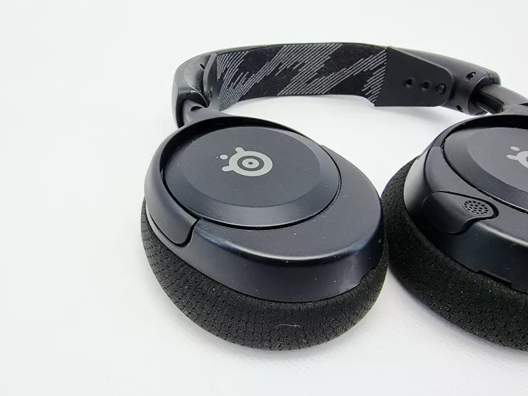 sluchawki-steelseries-arctis-nova-1-czarny-stan-11323-2