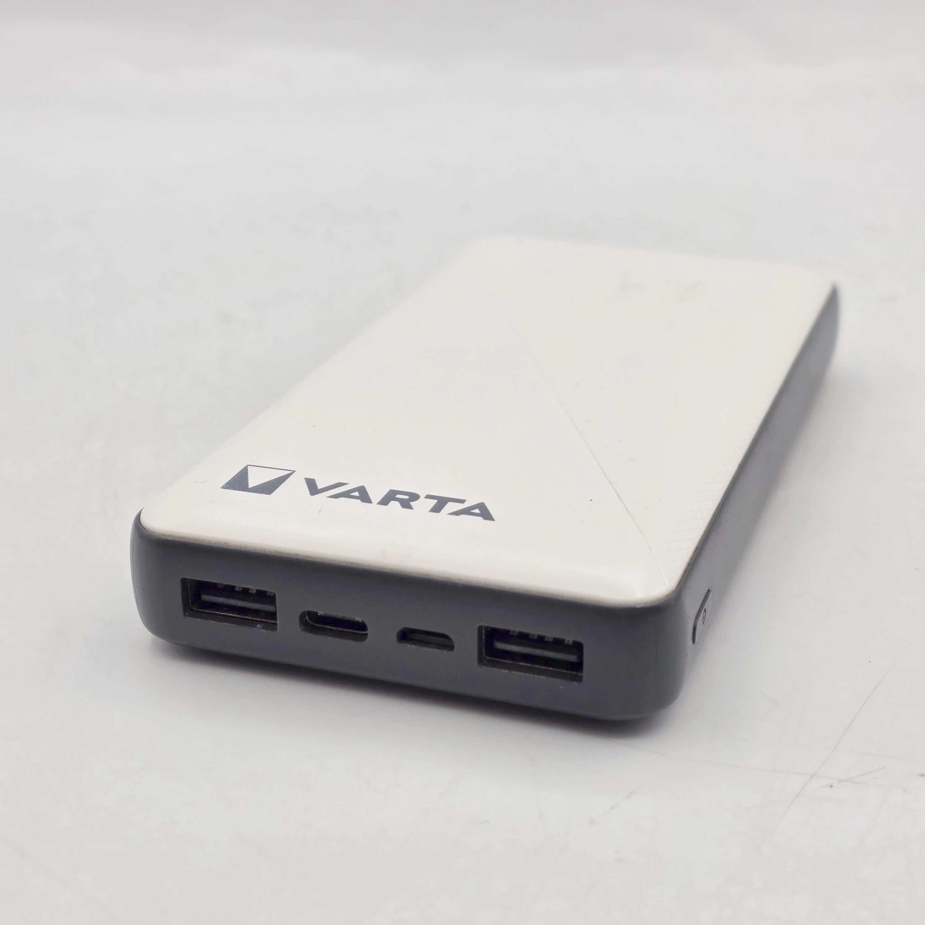 powerbank-varta-15000mah-bialy-ean-gtin-4008496018987