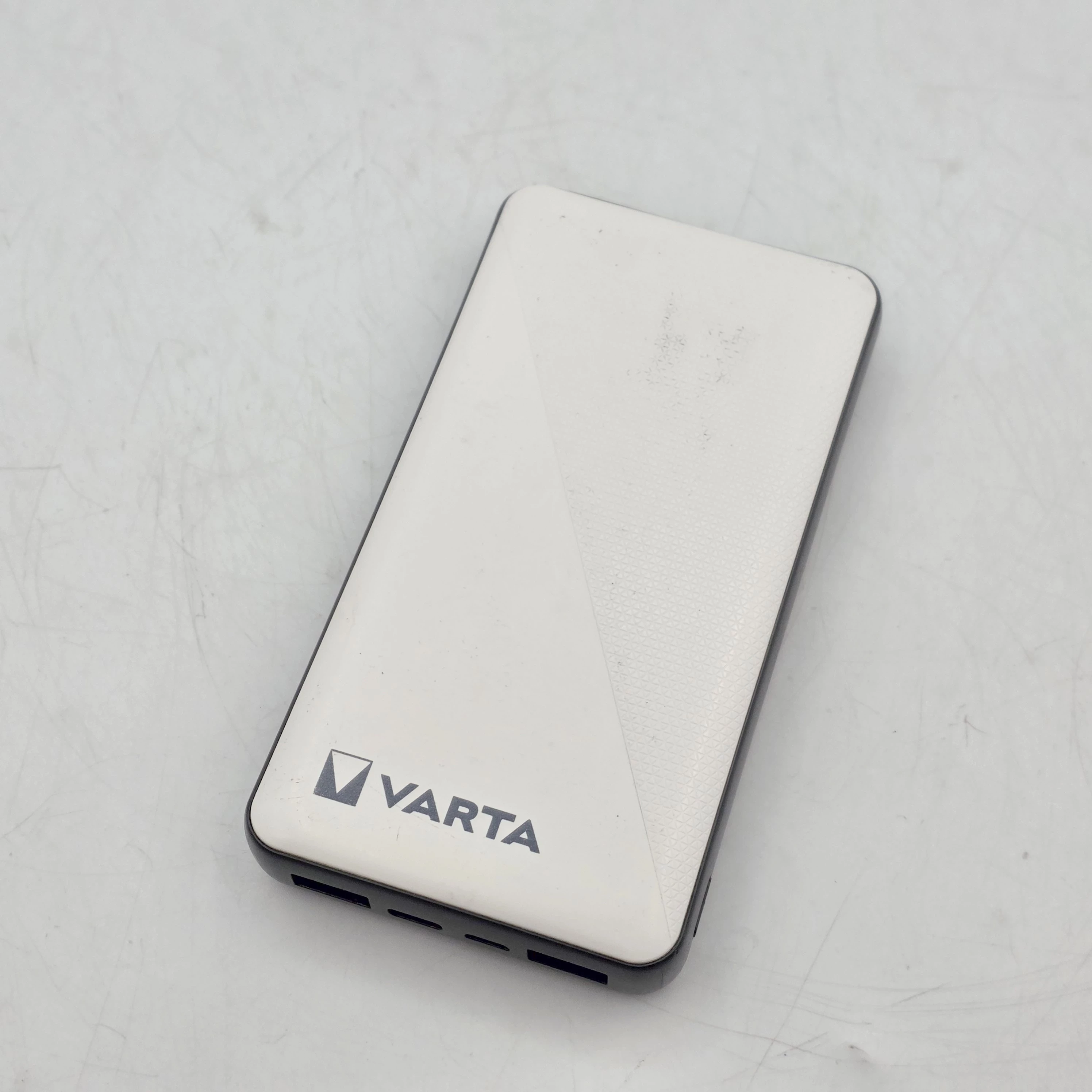 powerbank-varta-15000mah-bialy-3-maja-48-poznan-ska-x