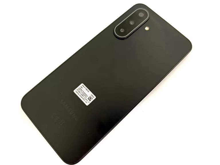 smartfon-samsung-galaxy-a17-5g-4128gb-67-90hz-czarny-sm-a176-przekatna-ekranu-670