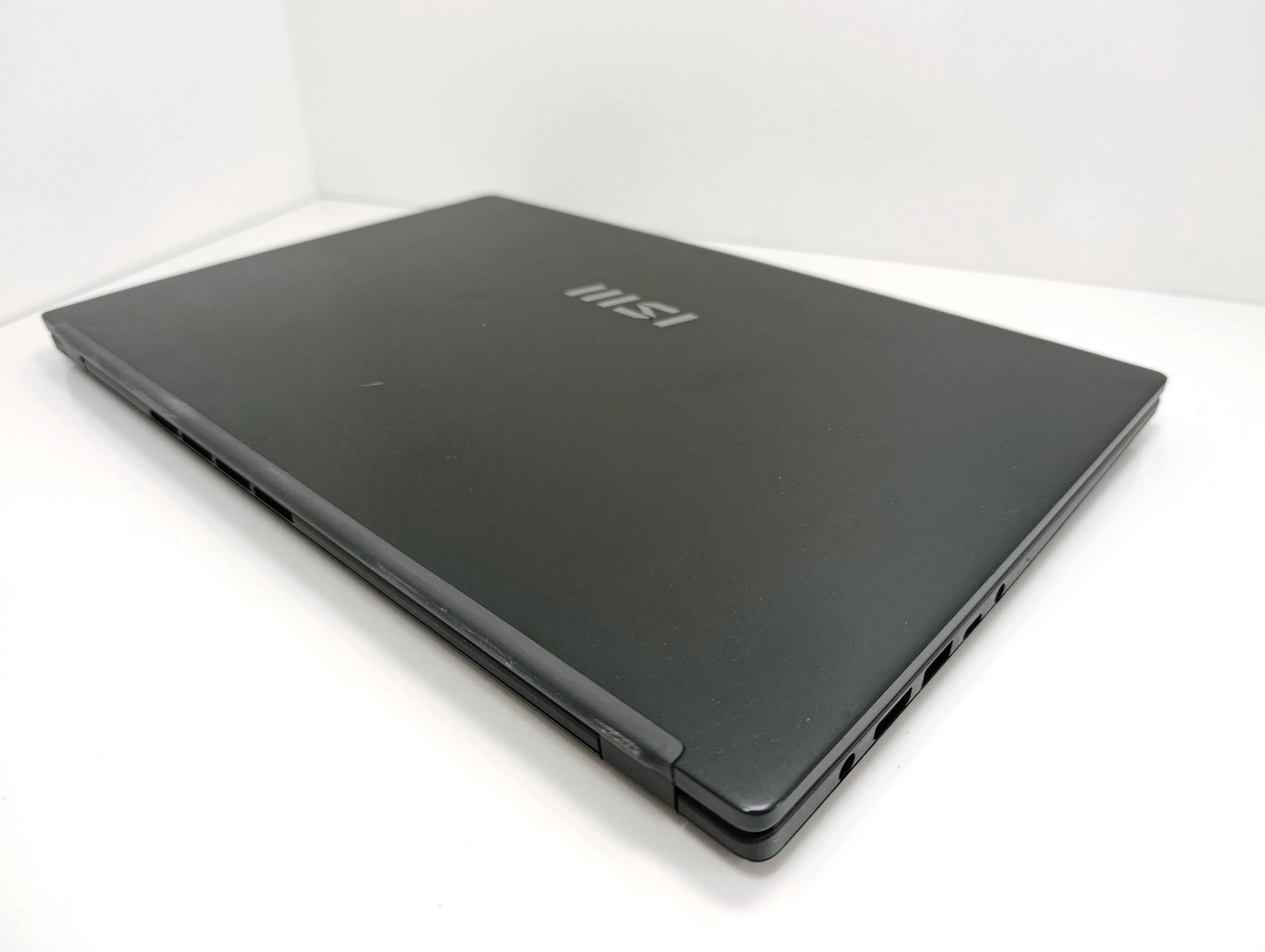 laptop-msi-modern-15-b11m-156-intel-core-i5-1155g7-8512gb-rodzaj-karty-graficznej-1234-2