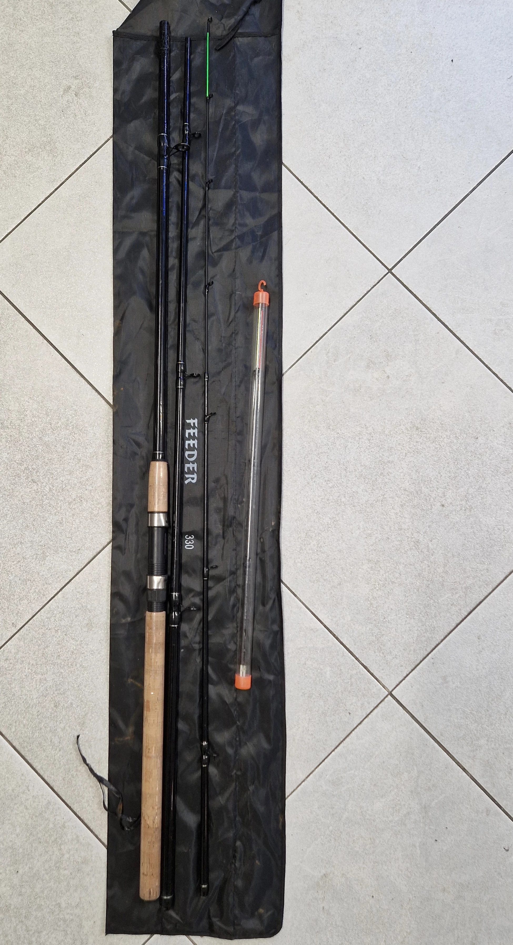 wedka-feeder-330-150g-pokrowiec-emilii-gierczak-35-szczecin-rs