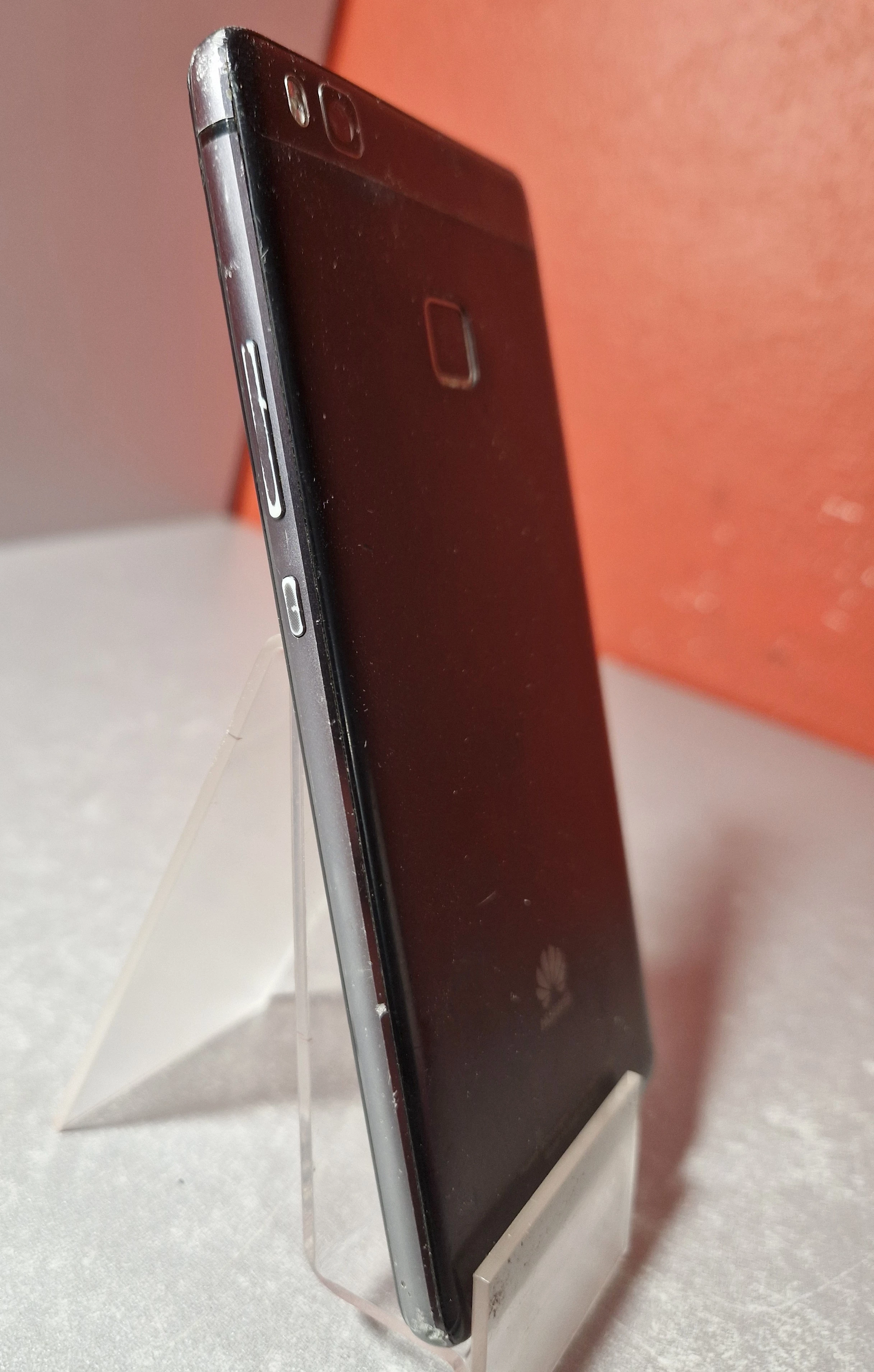 telefon-huawei-vns-l21-typ-202685-212929