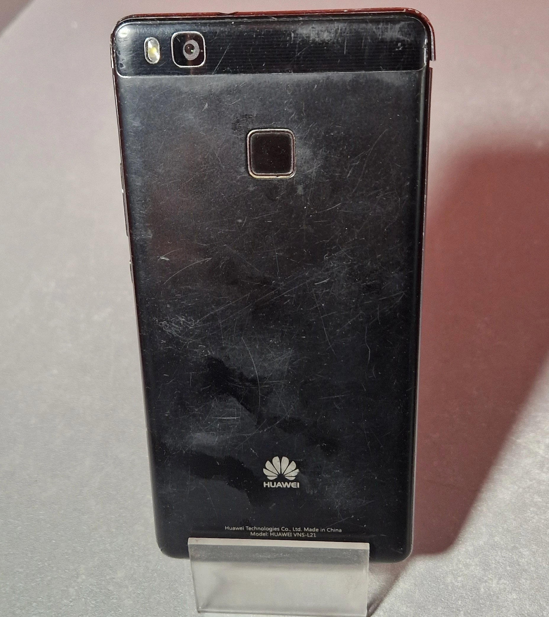 telefon-huawei-vns-l21-stan-11323-2