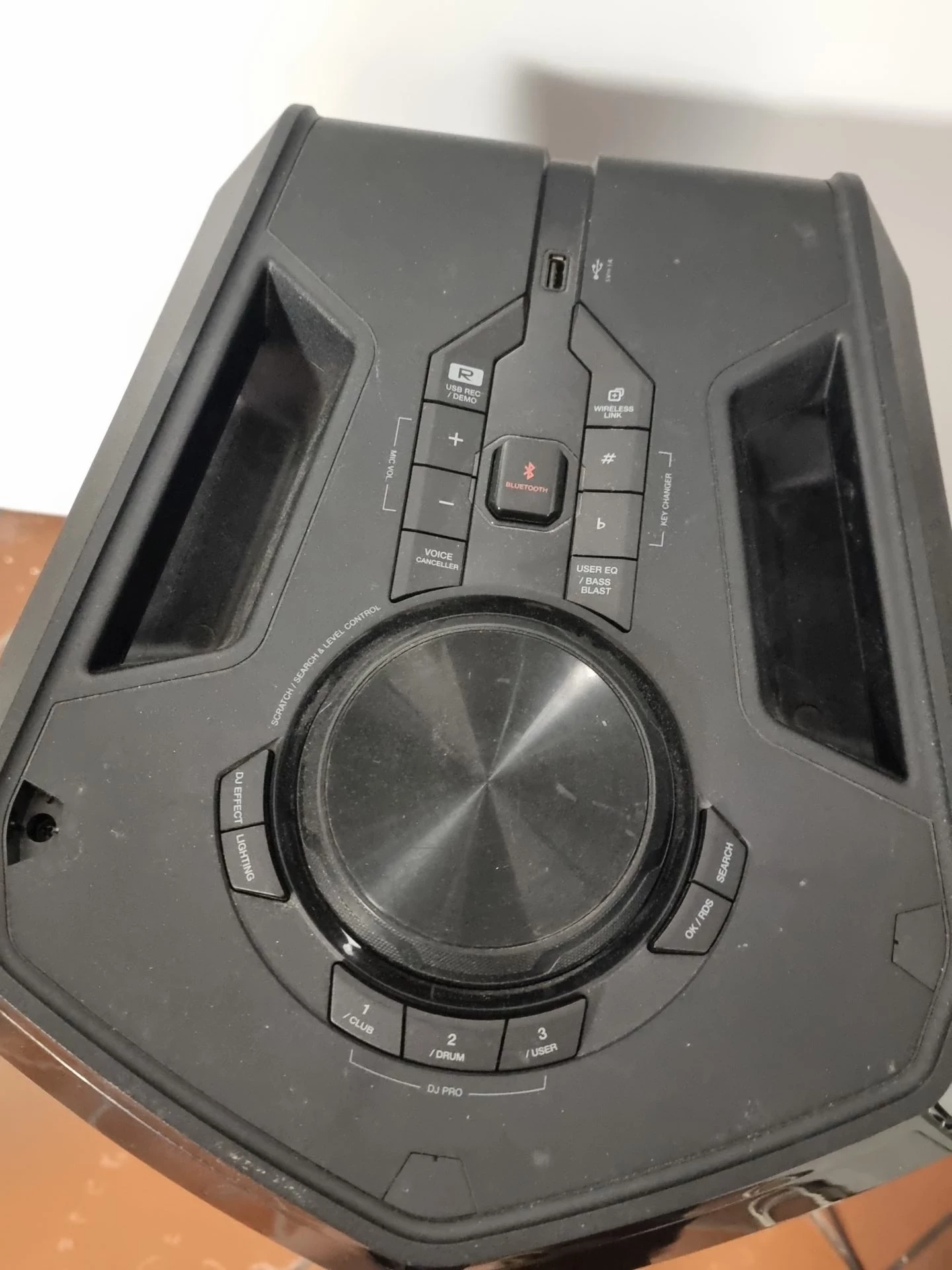 glosnik-przenosny-lg-fh6-czarny-600-w-kod-producenta-2858156