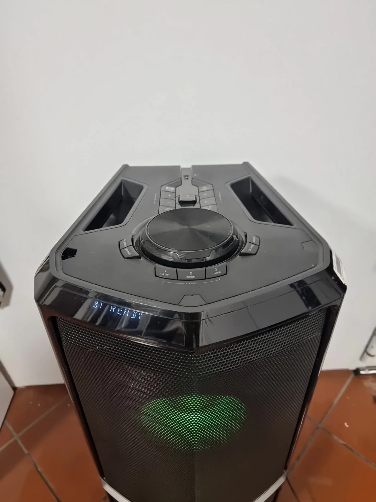 glosnik-przenosny-lg-fh6-czarny-600-w-ean-gtin-8806087842104