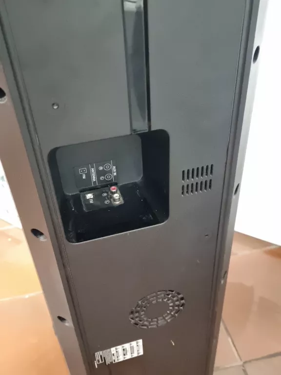 glosnik-przenosny-lg-fh6-czarny-600-w-model-250442-1920995