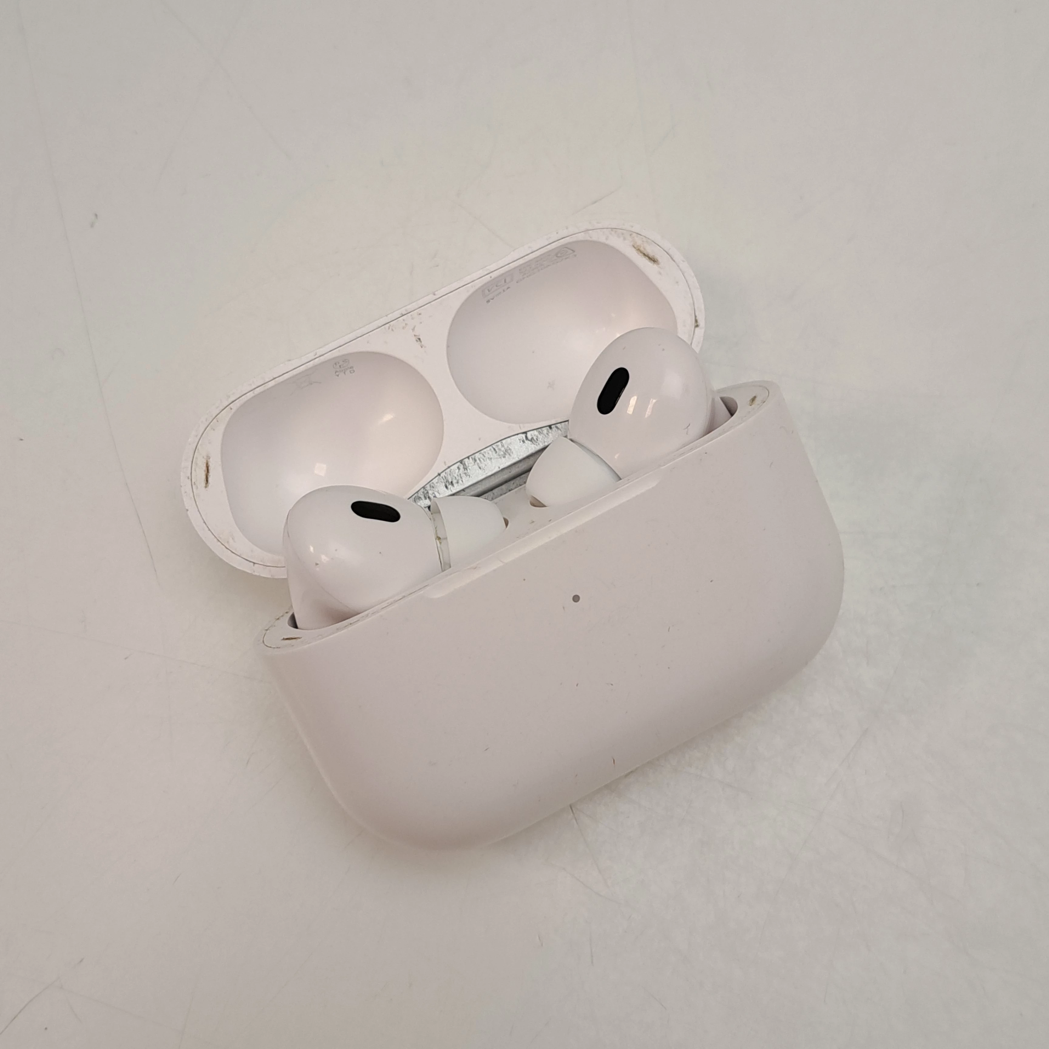sluchawki-bezprzewodowe-apple-airpods-pro-2-ean-gtin-194253397168