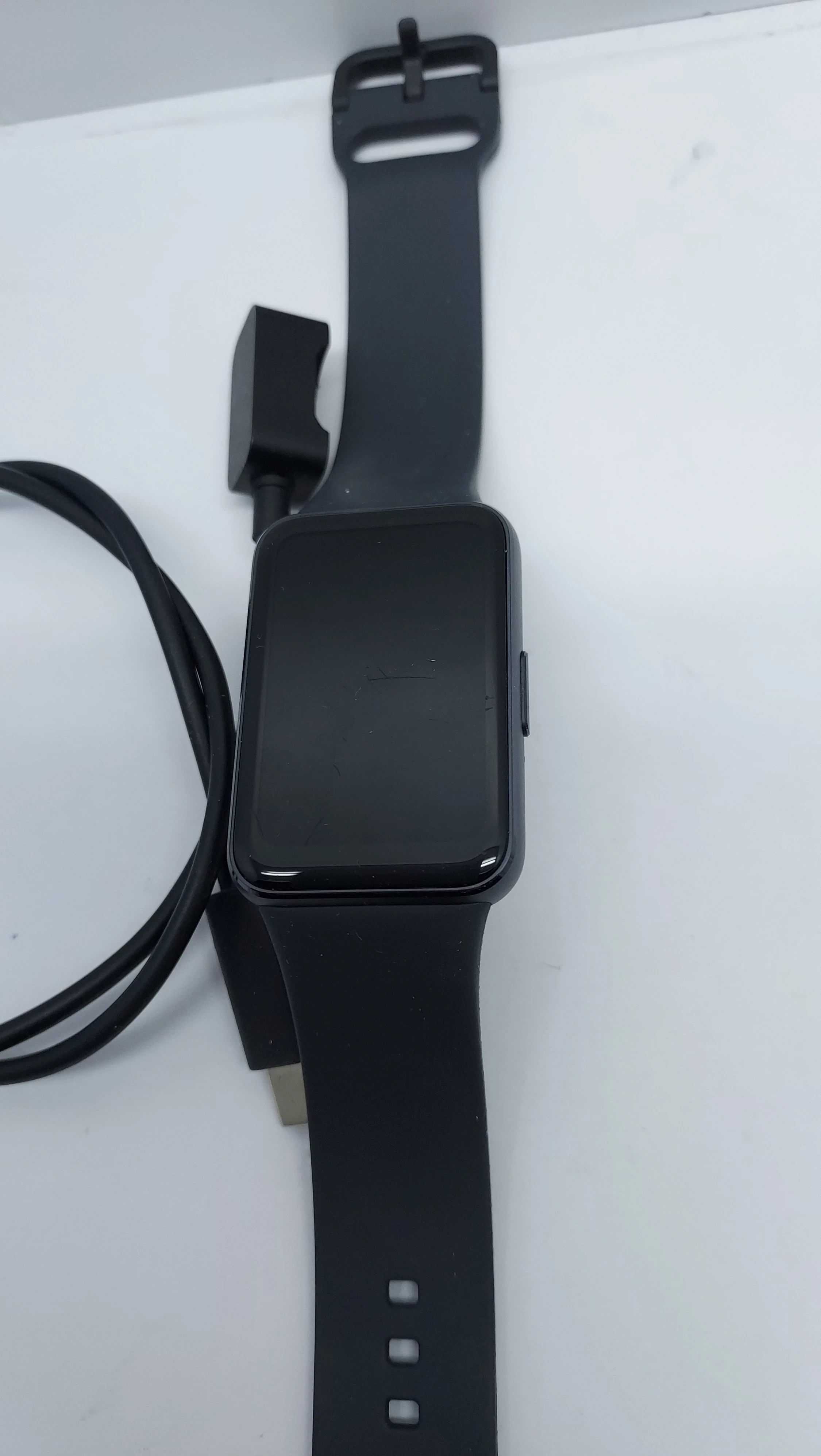 smartwach-galaxy-fit-3-r390-model-249460-1797650