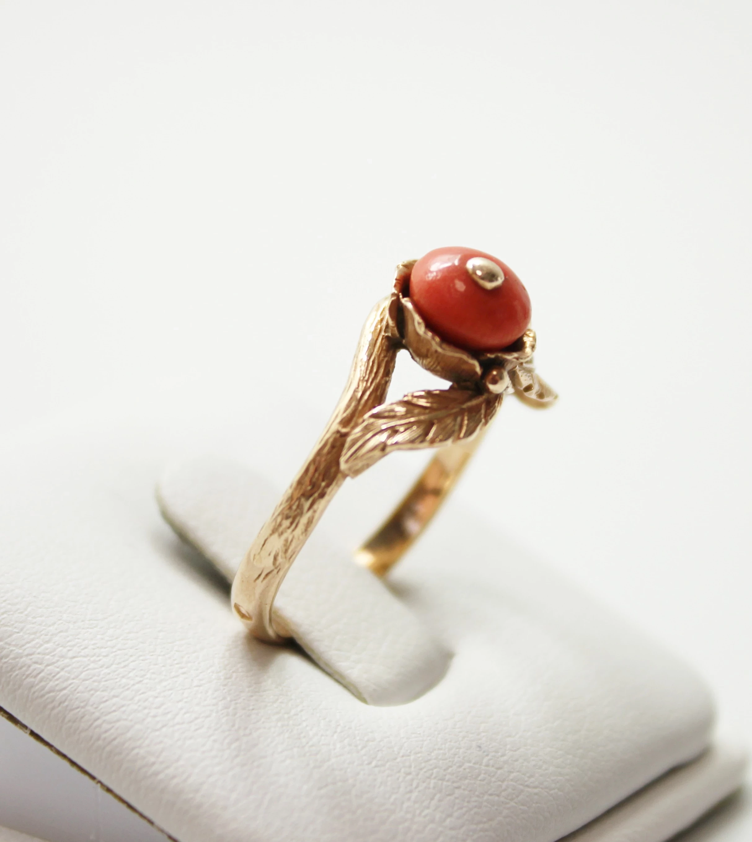 zloty-pierscionek-koral-585-380g-r15-rodzaj-2205-2