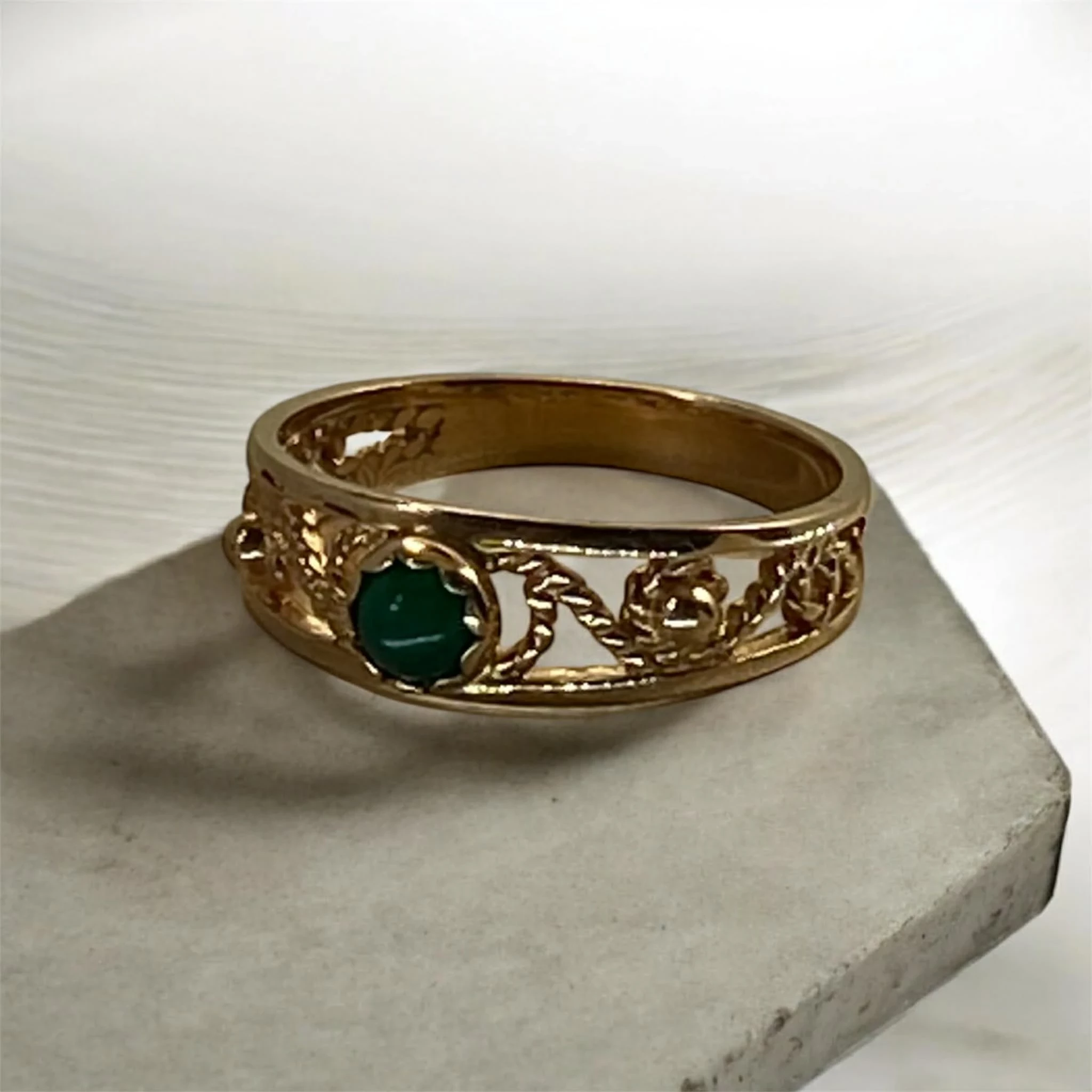 zloty-pierscionek-z-syntnefrytem-585-r-14-w230g-raciborska-3-gliwice-g1