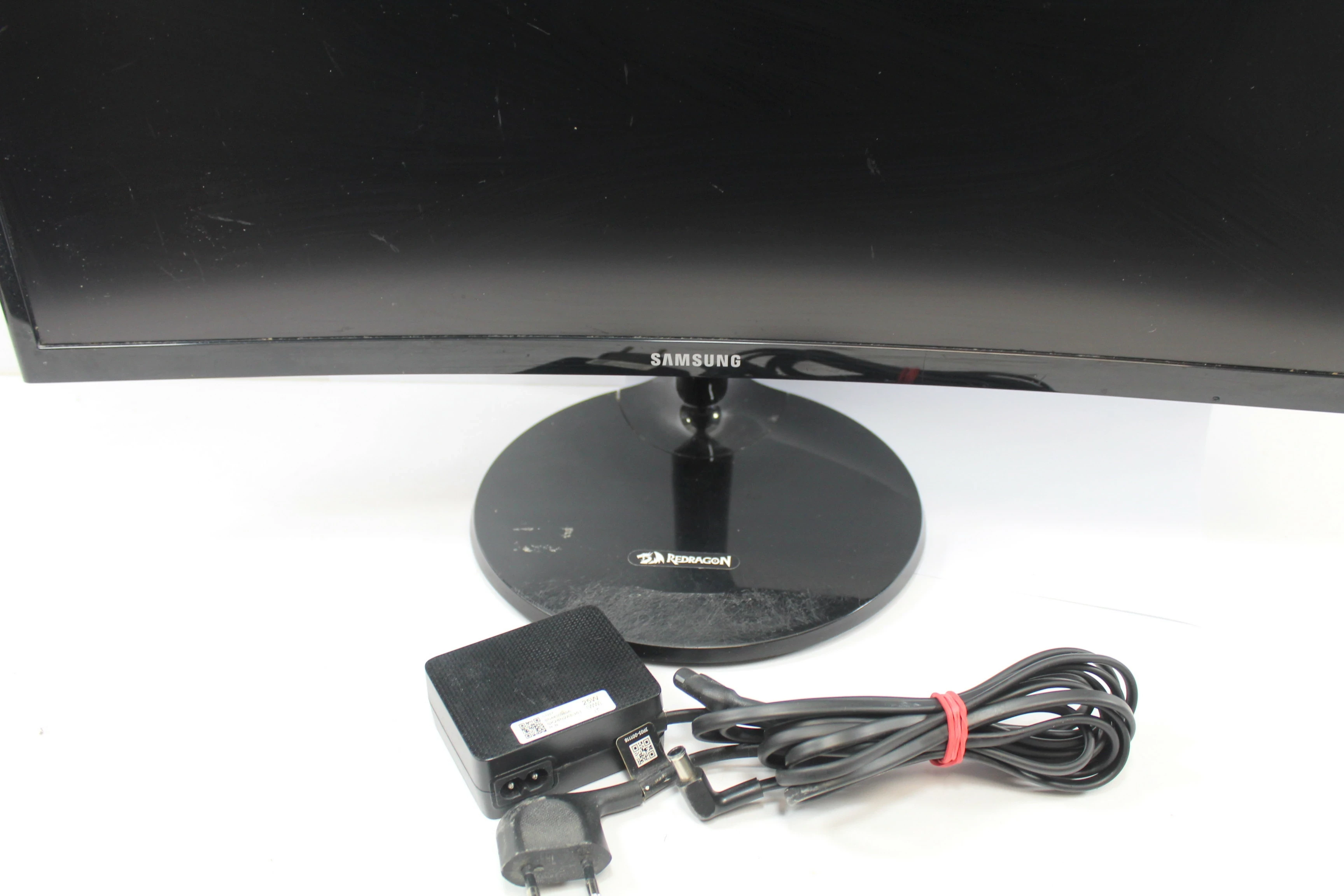 monitor-samsung-c24f390-stan-11323-2