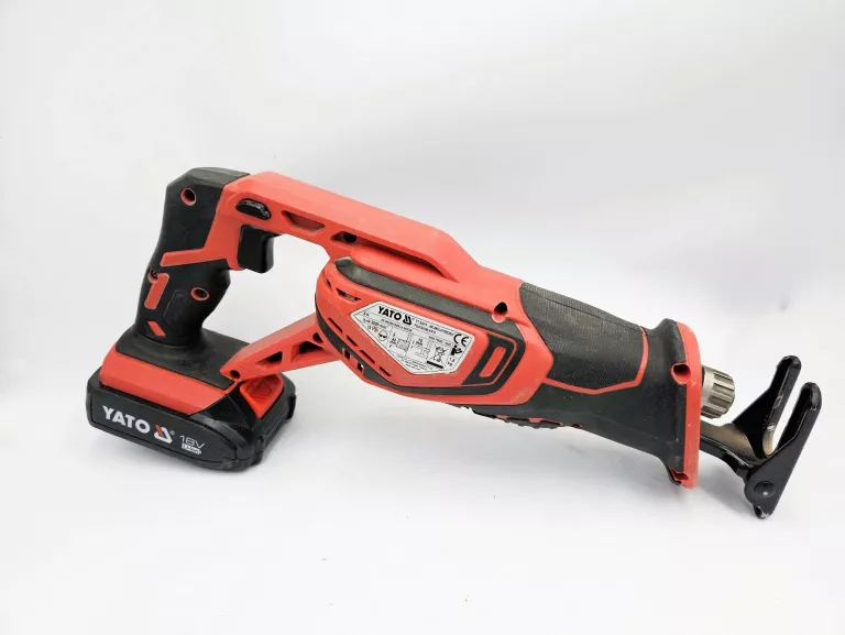 pila-szablasta-akumulatorowa-yato-yt-82815-aku-18v-20ah-stan-11323-2