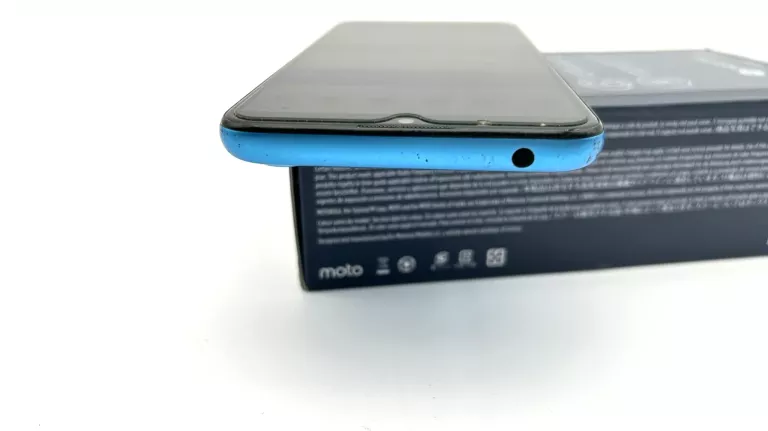 telefon-motorola-moto-e7-power-4gb64gb-ean-gtin-840023212055