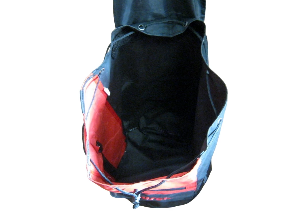 plecak-czarno-czerwony-turystyczny-reusch-na-jedno-ramie-pojemnosc-193-2