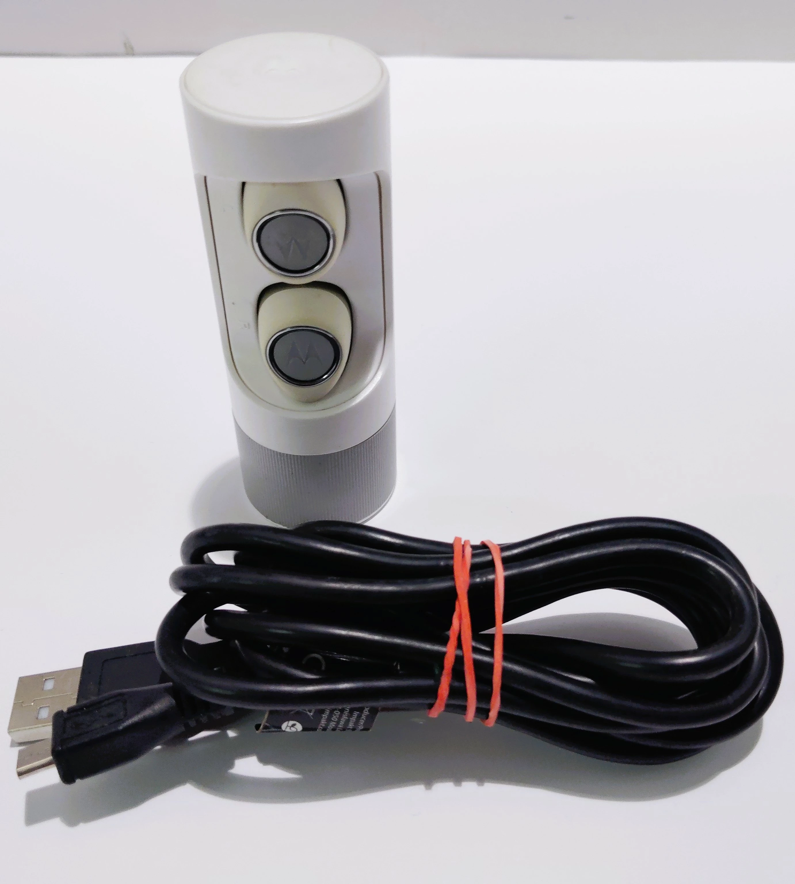 sluchawki-bezprzewodowe-dokanalowe-motorola-verveones-me-hutnicza-1-starachowice