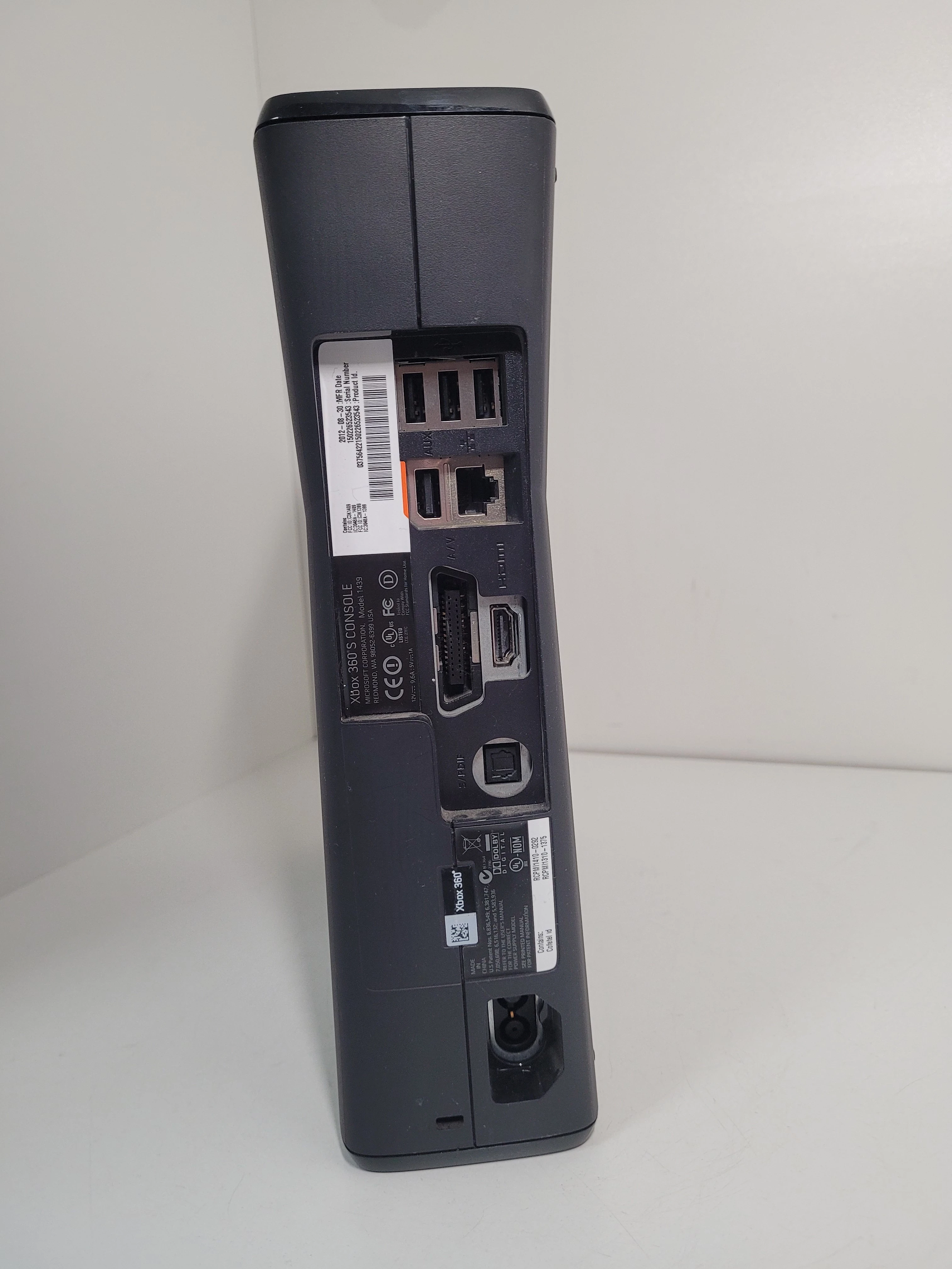 konsola-xbox-360-250gb-kinect-pad-kod-producenta-360s