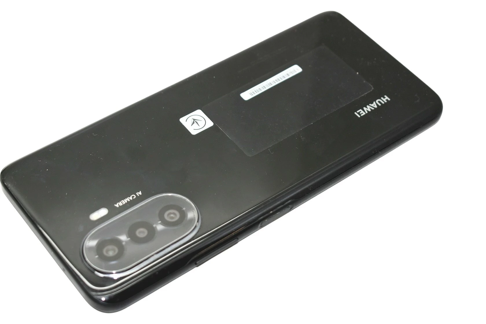 telefon-huawei-nova-y70-system-operacyjny-4388-1