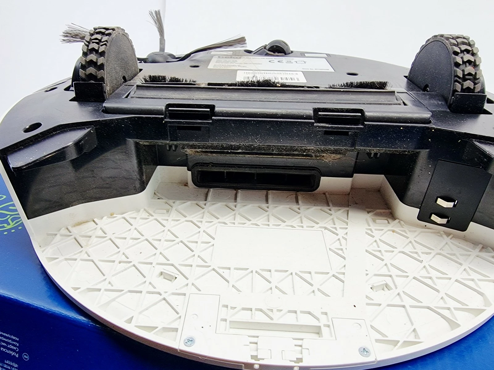 robot-sprzatajacy-beko-gyrostark-vrr60314vw-model-gyrostark-vrr60314vw