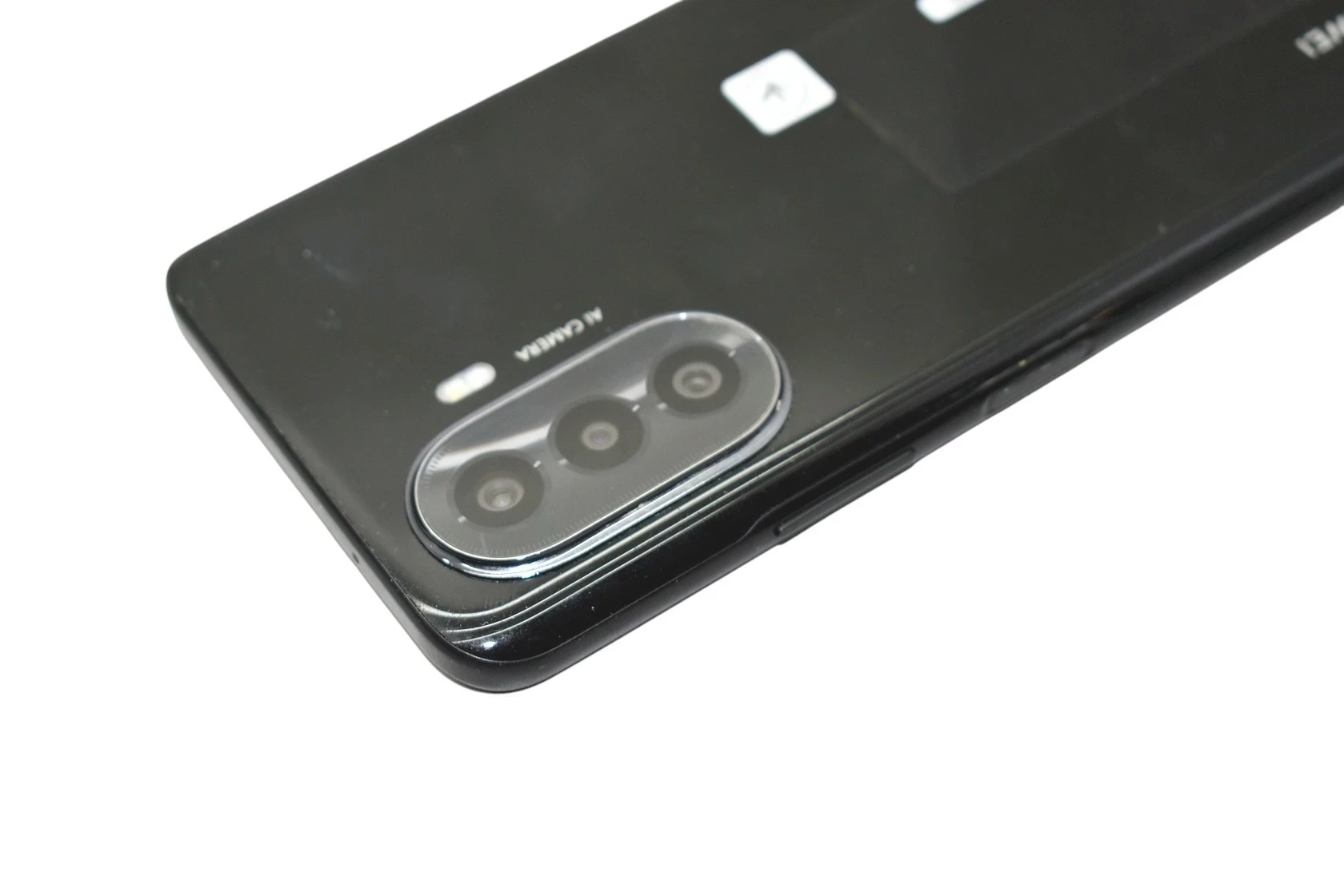 telefon-huawei-nova-y70-stan-11323-2