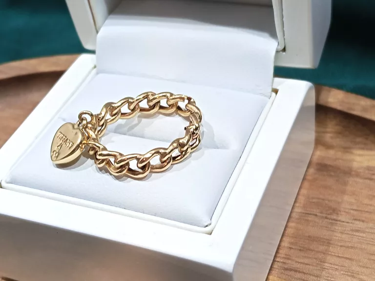 nietypowy-zloty-pierscionek-585-189g-r19-rodzaj-2205-2