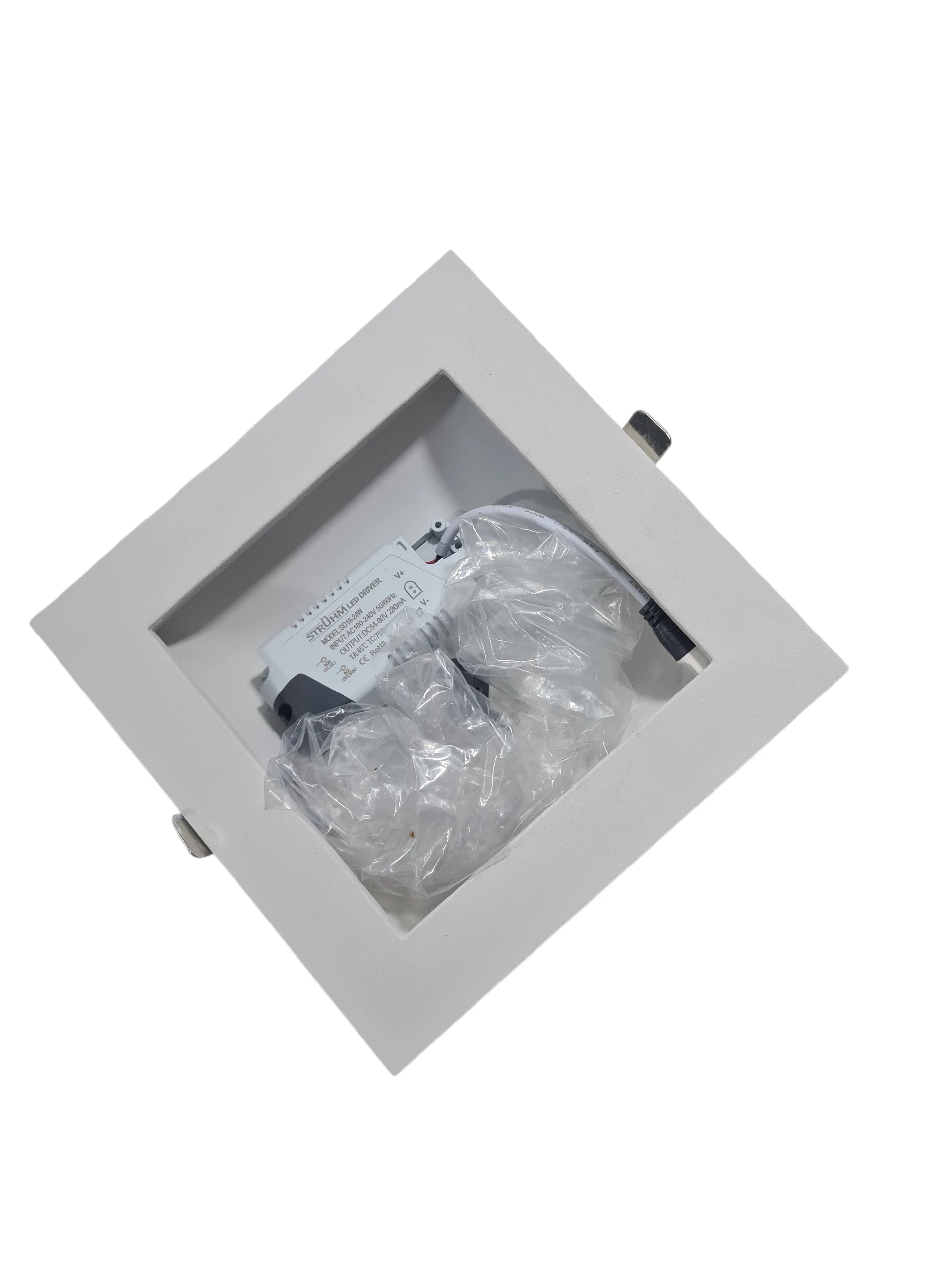 oprawa-sufitowa-wpuszczana-oswietleniowa-20w-zintegrowane-zrodlo-led-bialy-stan-11323-2