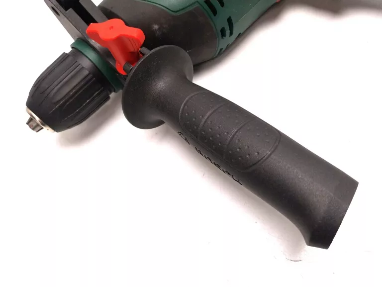 wiertarka-bosch-universal-impact-700-uchwyt-boczny-typ-249188-1120137