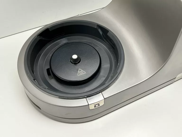 robot-kuchenny-kenwood-titanium-chef-patissier-xl-kwl90244si-planetarny-moc-nominalna-140000