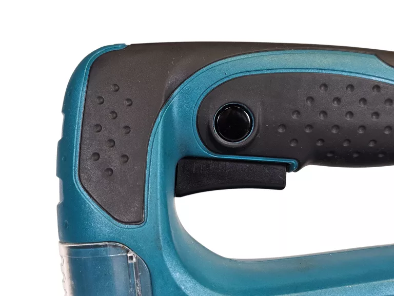 wyrzynarka-makita-4329-mocowanie-brzeszczotu-205041-222245