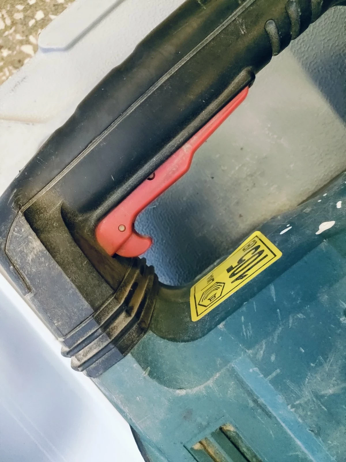 mlot-udarowy-tryton-tmm1600x-zasilanie-209202-238306