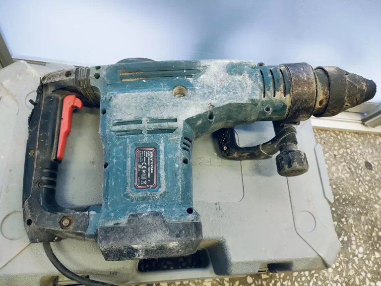 mlot-udarowy-tryton-tmm1600x-maksymalna-moc-160000