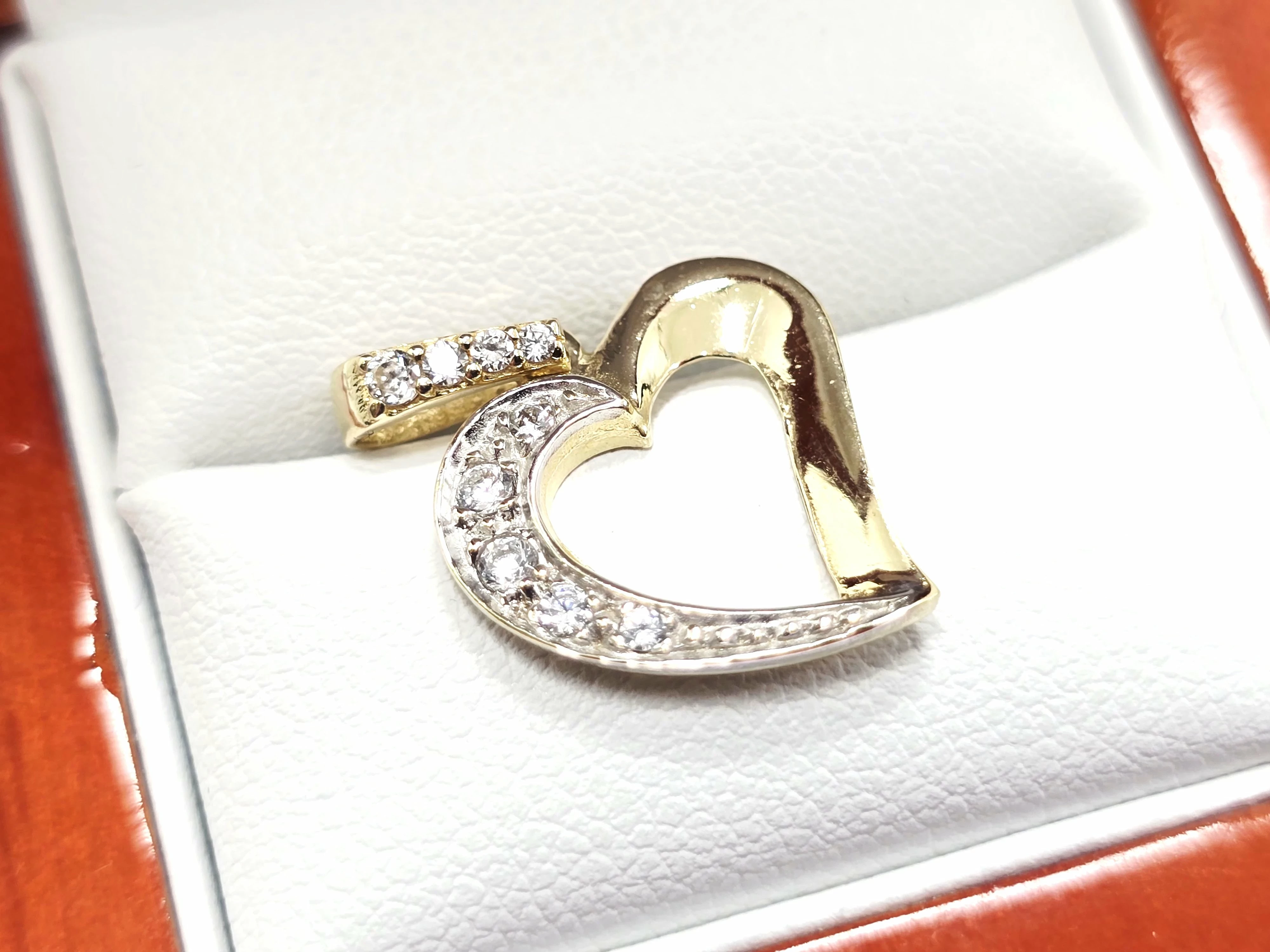 zlota-zawieszka-serce-pr585-164g-aleje-jerozolimskie-33-warszawa-boonum