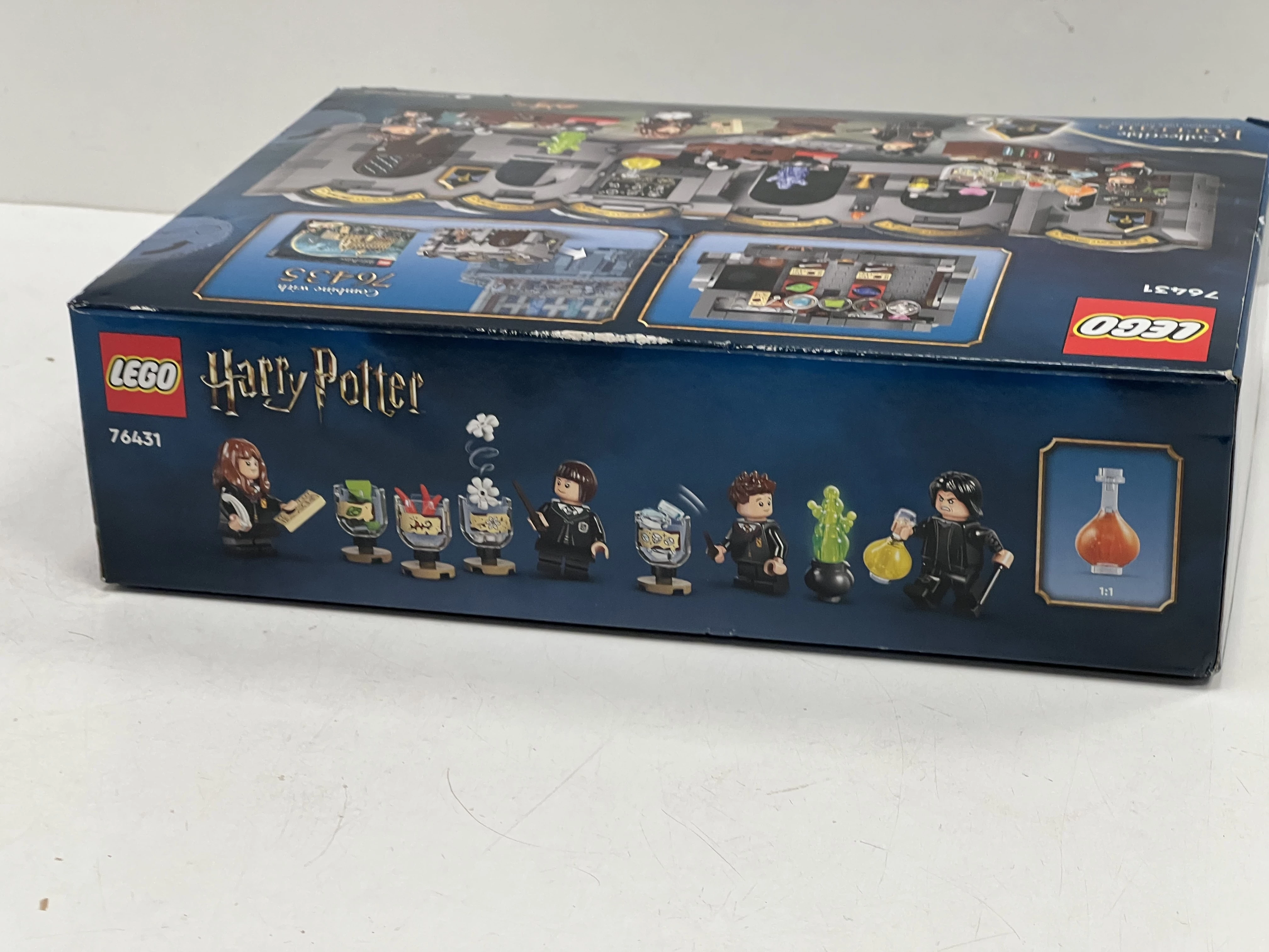 zestaw-lego-harry-potter-zamek-hogwart-zajecia-z-eliksirow-76431-numer-produktu-76431