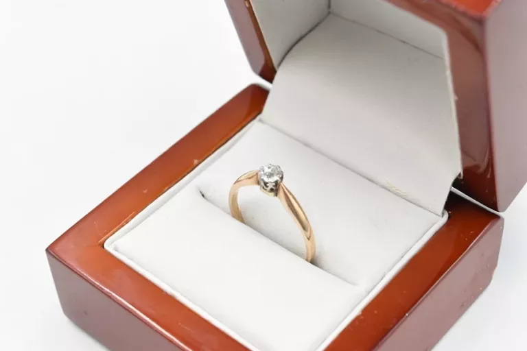 zloty-pierscionek-277g-585pr-r17-targowa-72-warszawa