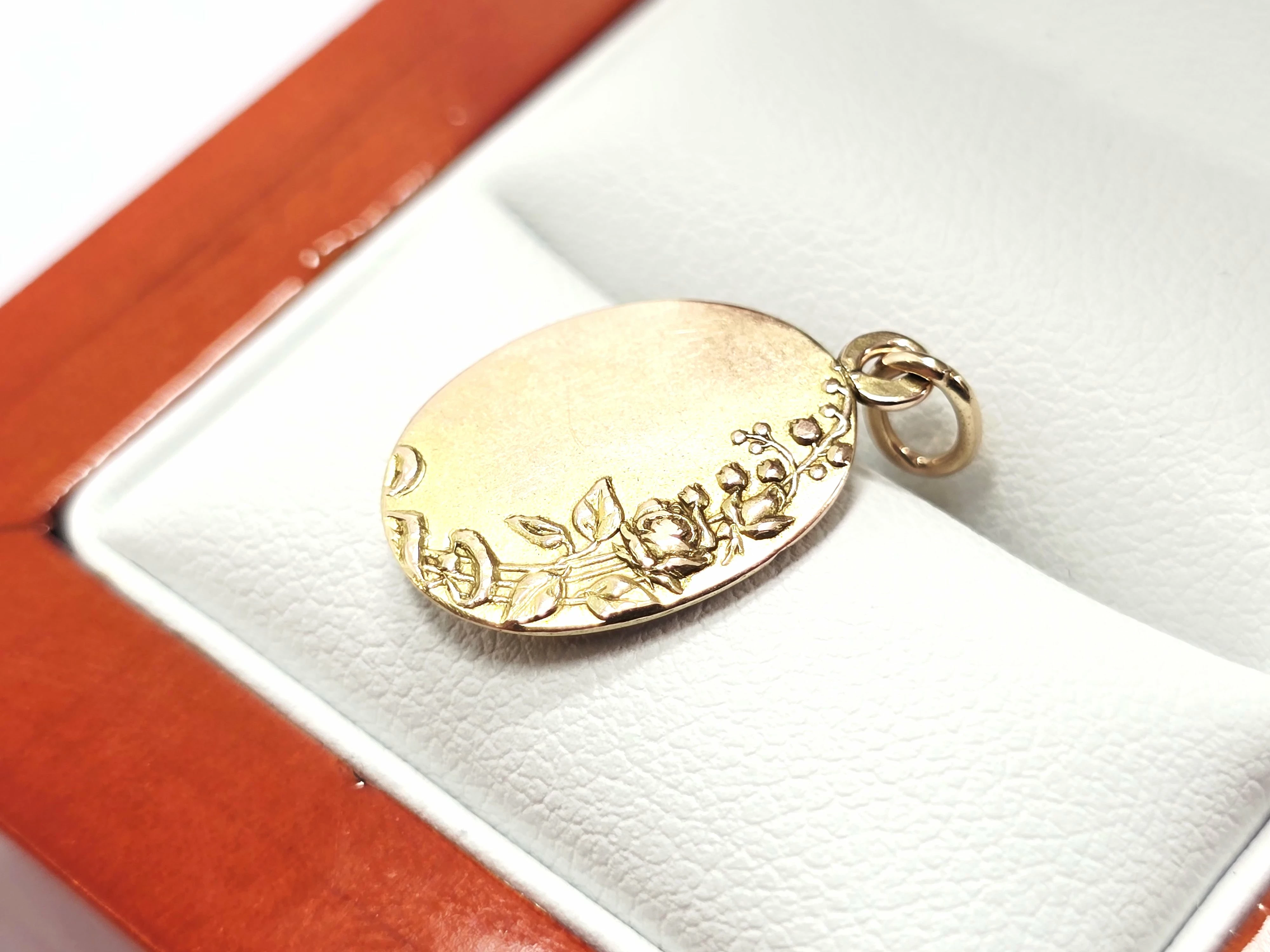 zlota-zawieszka-matka-boska-pr585-141g-rodzaj-2205-2