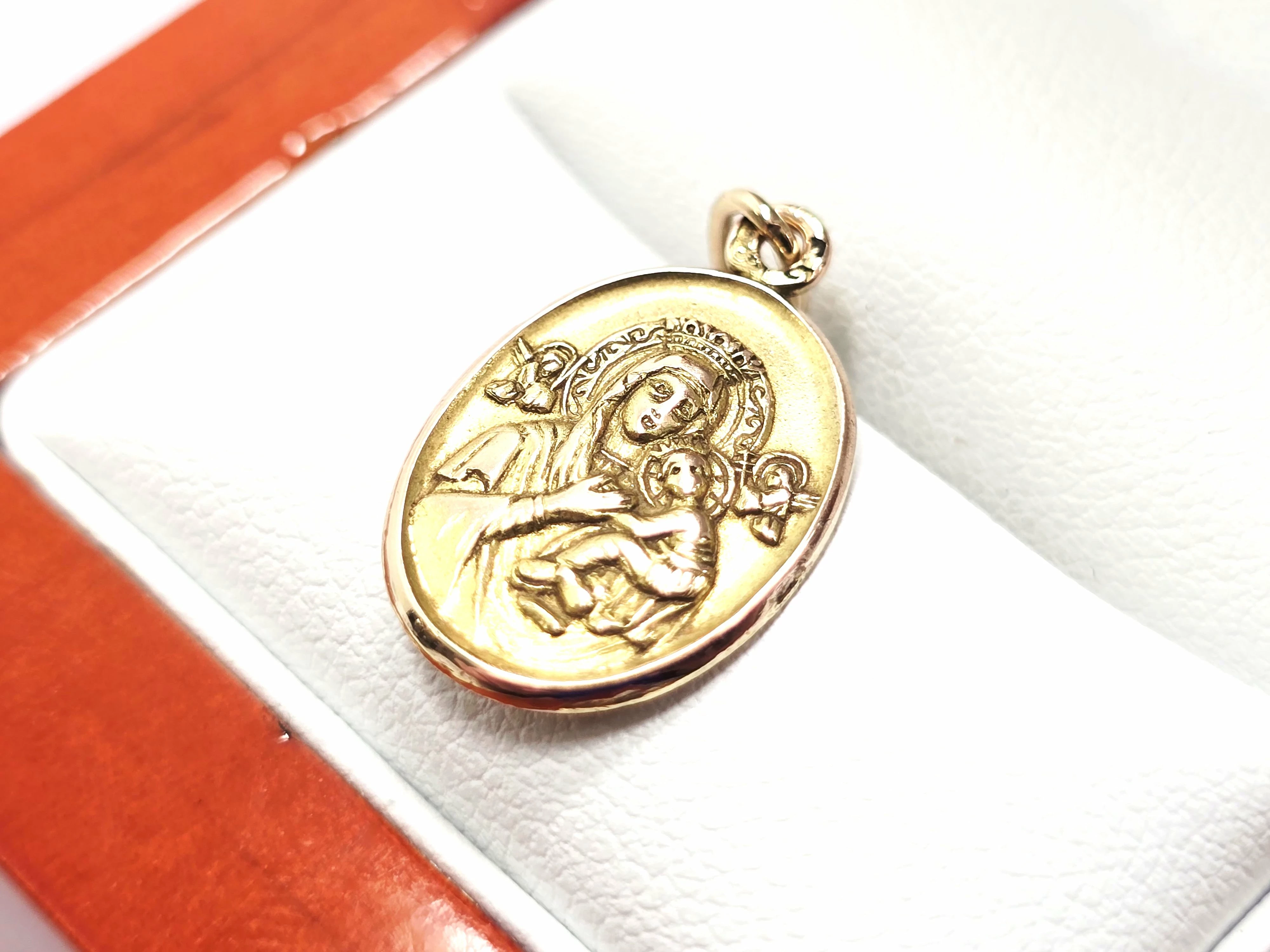 zlota-zawieszka-matka-boska-pr585-141g-stan-11323-2