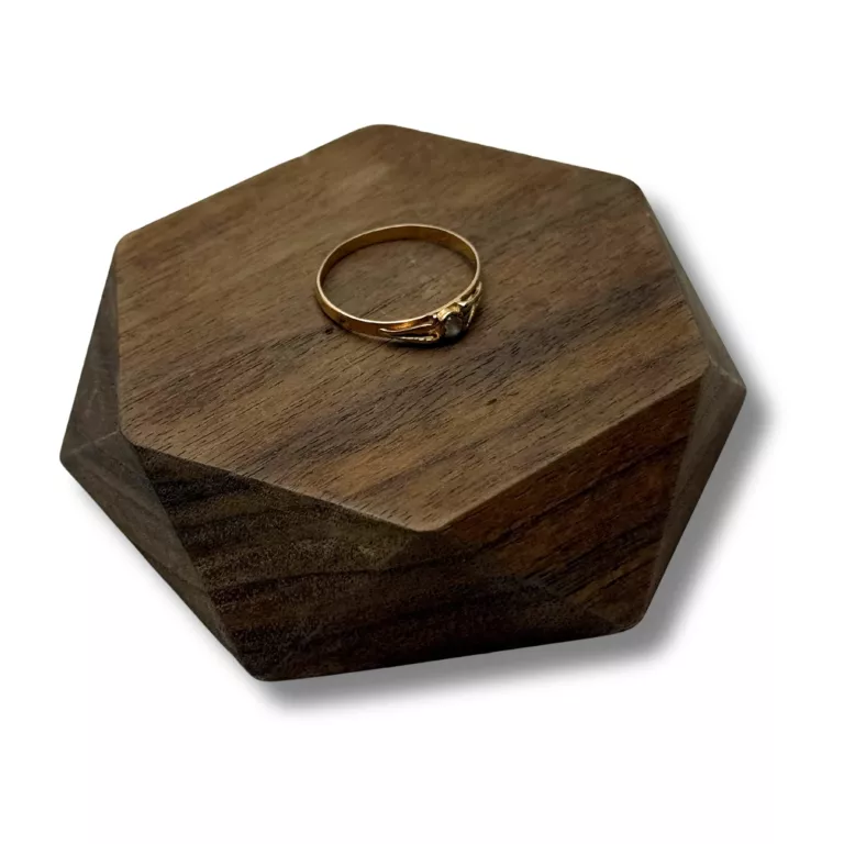 zloty-pierscionek-proba-585-rozmiar-18-waga-112g-material-15835-2