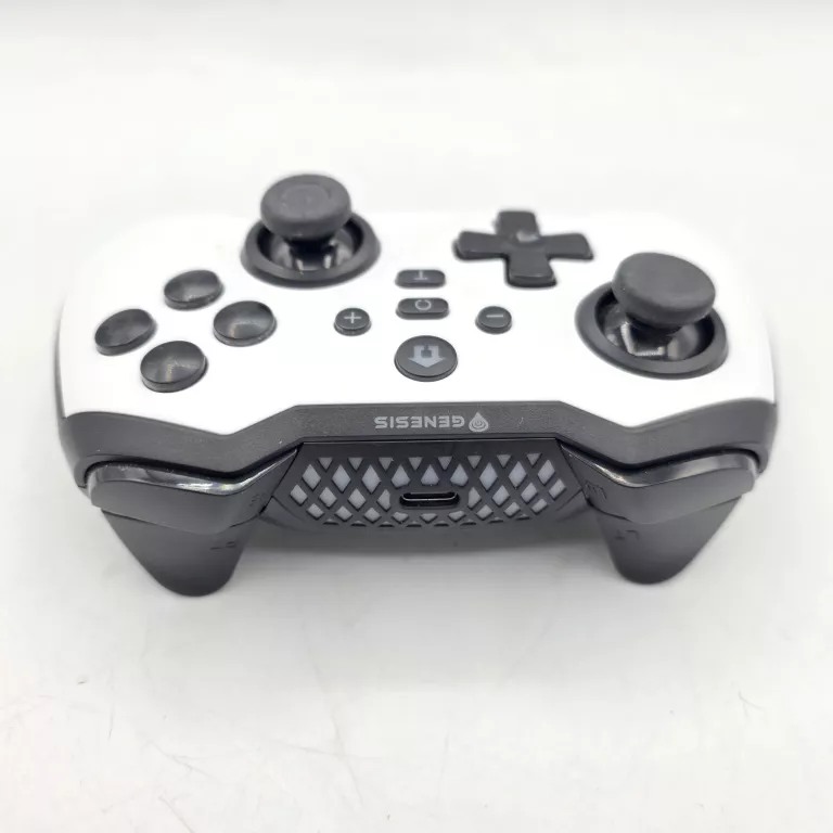 gamepad-genesis-mangan-400-kod-producenta-njg-2100