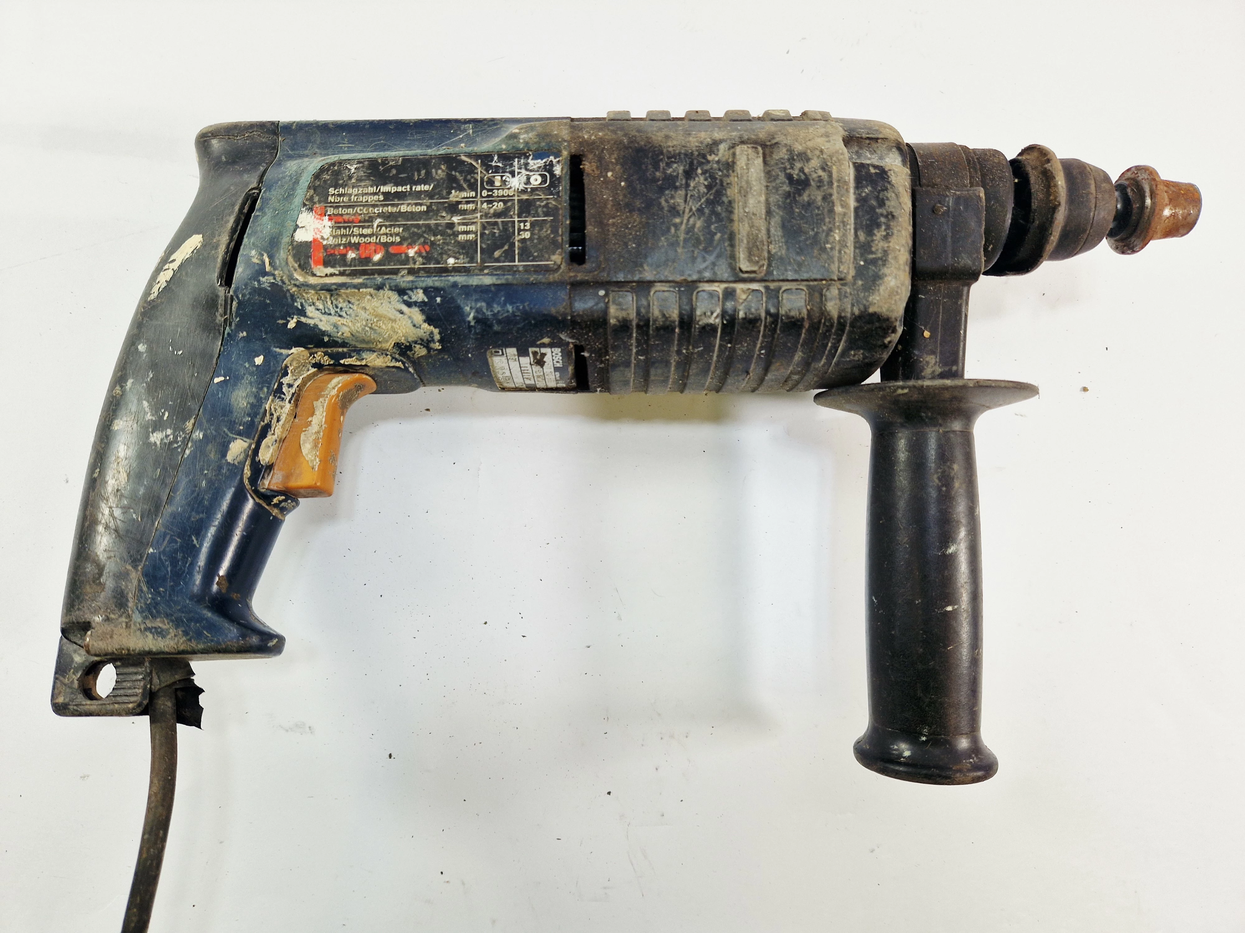 mlotowiertarka-bosch-ubh-220-500w-sds-plus-energia-udaru-100