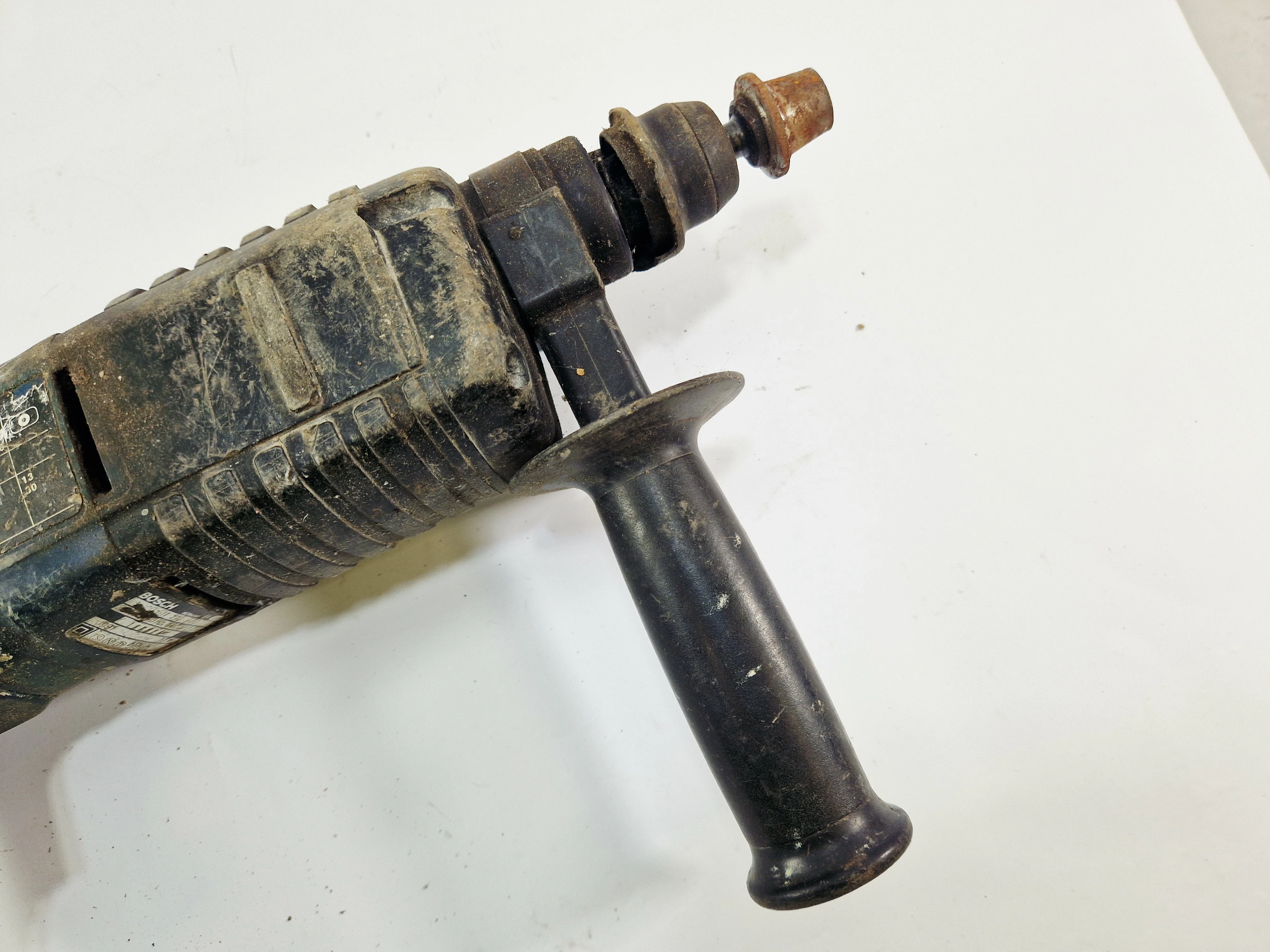 mlotowiertarka-bosch-ubh-220-500w-sds-plus-predkosc-obrotowa-1000